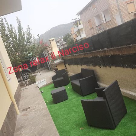 Il Narciso Apartment Bosa Luaran gambar