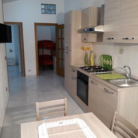 Il Narciso Apartment Bosa Luaran gambar