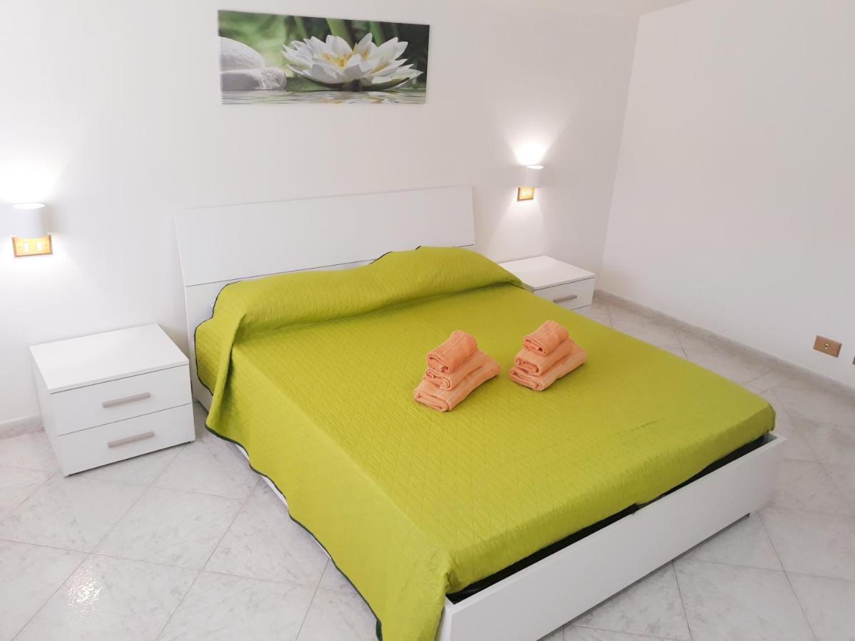 Il Narciso Apartment Bosa Luaran gambar