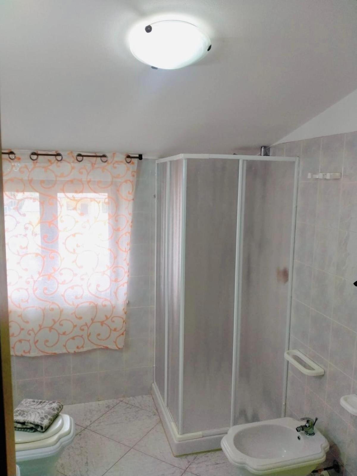 Il Narciso Apartment Bosa Luaran gambar