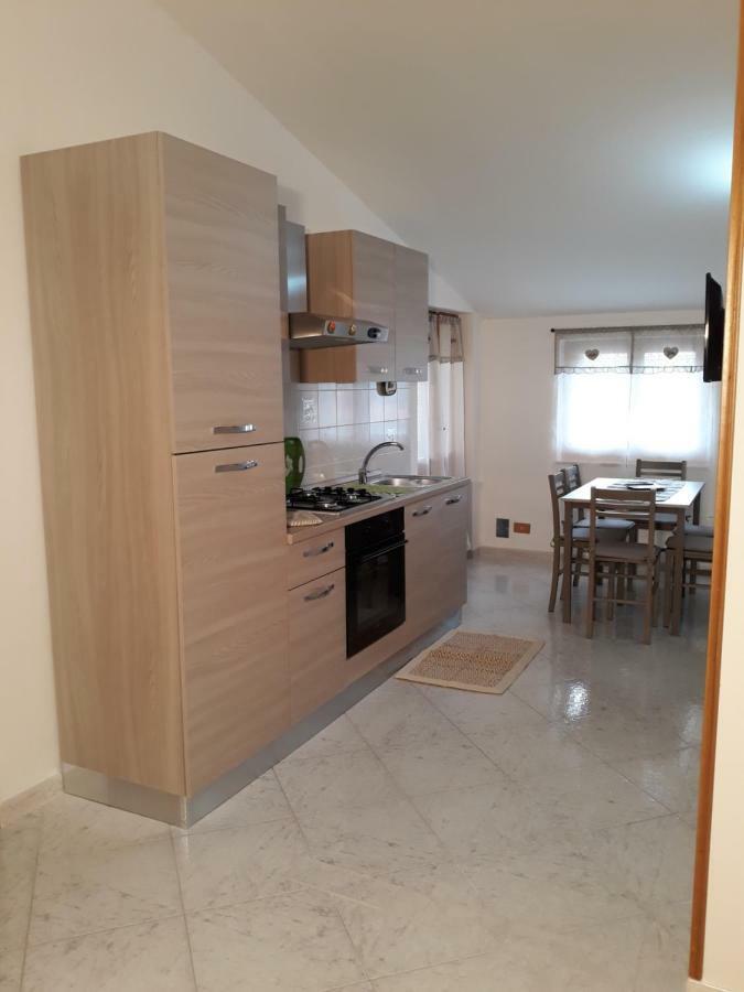 Il Narciso Apartment Bosa Luaran gambar